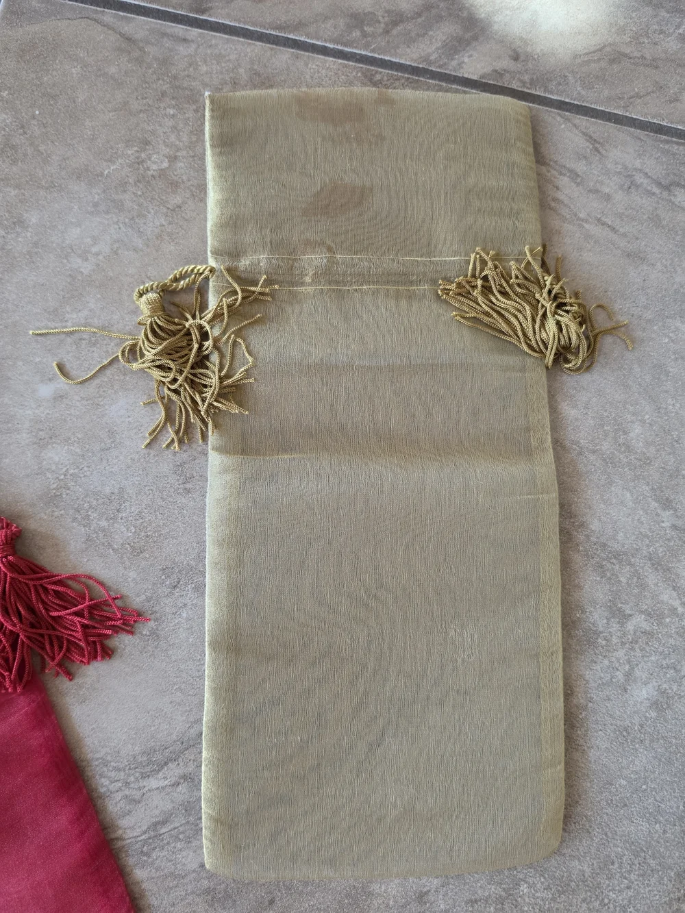 Silk Drawstring Wine Bottle Pouches - Assorted Gold, Red & White - Set/7 EUC